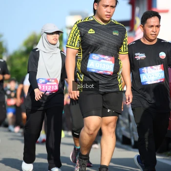 Runner Photo 3676513