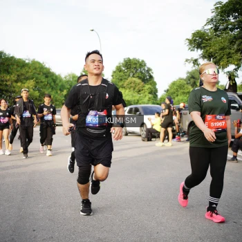 Runner Photo 3676536