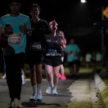 Runner Photo 3676537