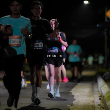 Runner Photo 3676546