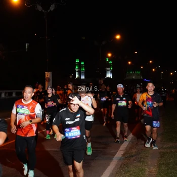 Runner Photo 3676555