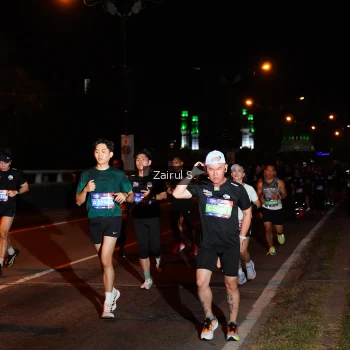 Runner Photo 3676572