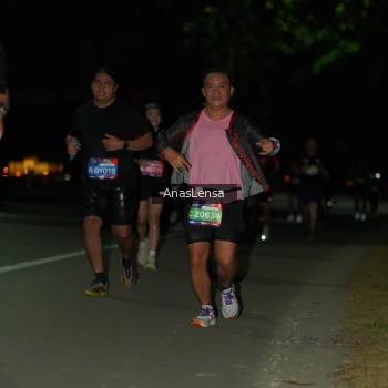 Runner Photo 3676597