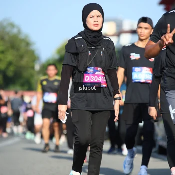 Runner Photo 3676606