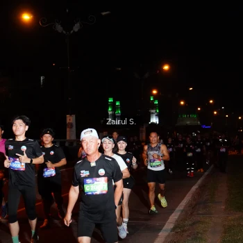 Runner Photo 3676637
