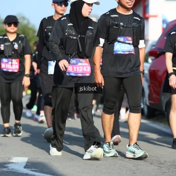 Runner Photo 3676660