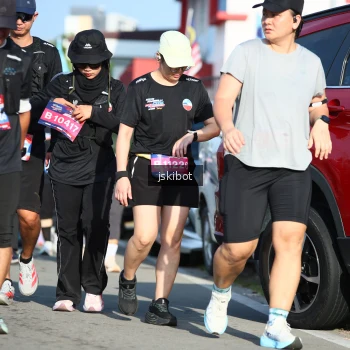 Runner Photo 3676675