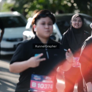 Runner Photo 3676693