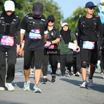 Runner Photo 3676709