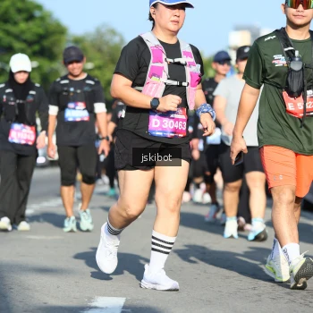 Runner Photo 3676725