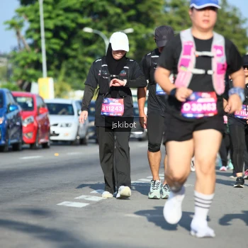 Runner Photo 3676740
