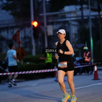 Runner Photo 3676752