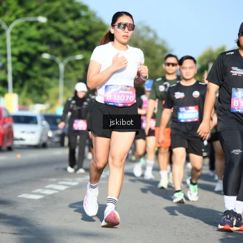 Runner Photo 3676780