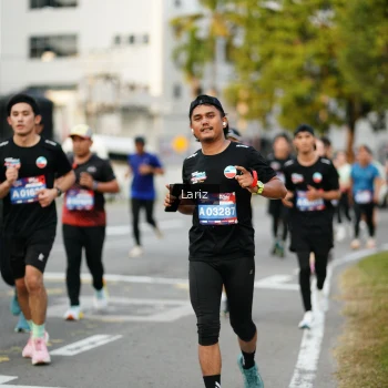 Runner Photo 3676791