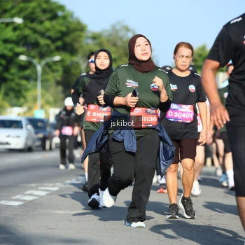 Runner Photo 3676813