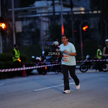 Runner Photo 3676815