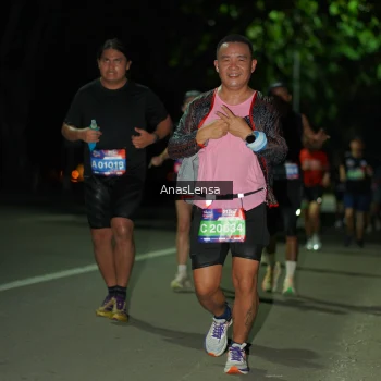 Runner Photo 3676817