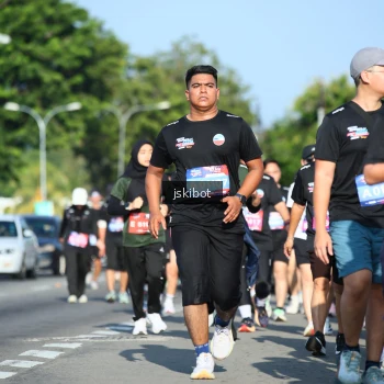 Runner Photo 3676830