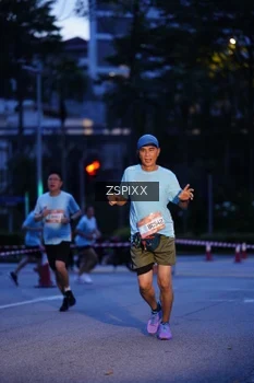 Runner Photo 3676849
