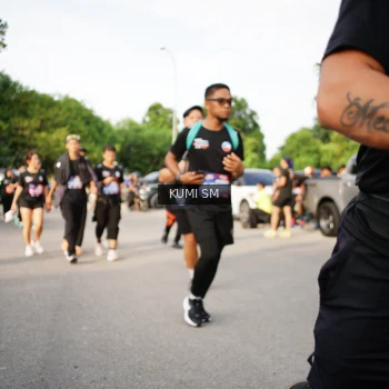 Runner Photo 3676860