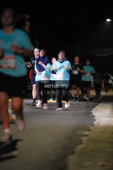 Runner Photo 3676865
