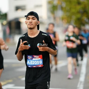 Runner Photo 3676893