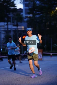 Runner Photo 3676911