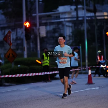 Runner Photo 3676944