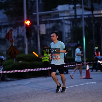 Runner Photo 3676972
