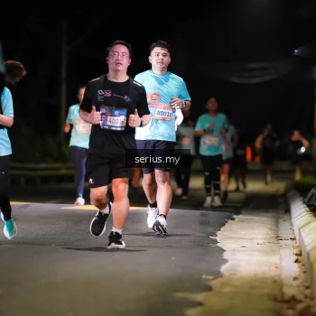 Runner Photo 3676994