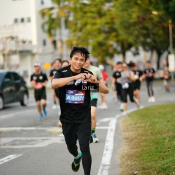 Runner Photo 3676996