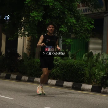 Runner Photo 3676999