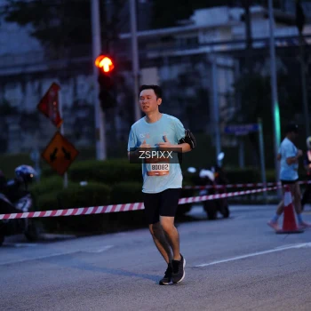 Runner Photo 3677000