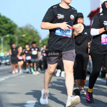 Runner Photo 3677003