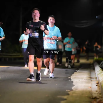 Runner Photo 3677006