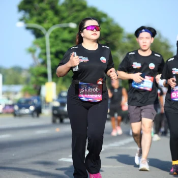 Runner Photo 3677009