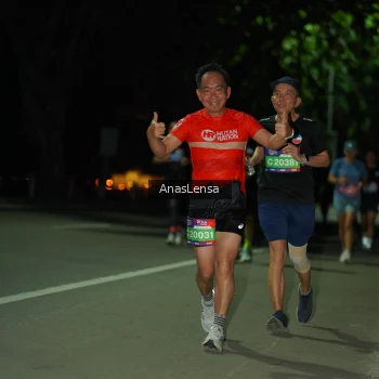 Runner Photo 3677033
