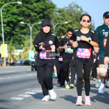 Runner Photo 3677052