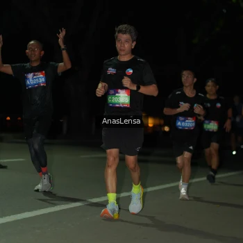 Runner Photo 3677058