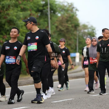 Runner Photo 3677112