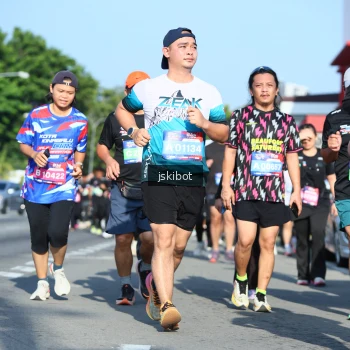 Runner Photo 3677148