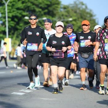 Runner Photo 3677163