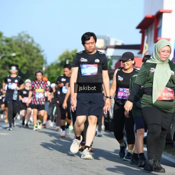 Runner Photo 3677205