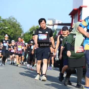 Runner Photo 3677214