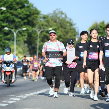 Runner Photo 3677255