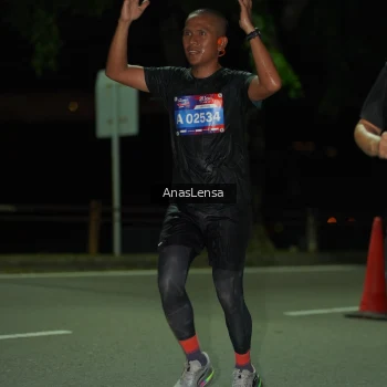 Runner Photo 3677276