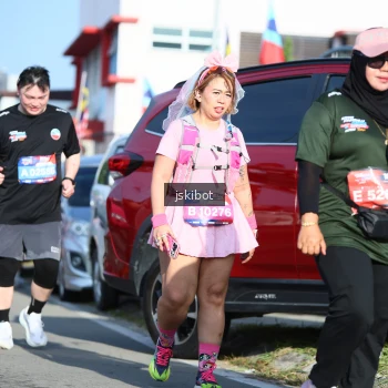 Runner Photo 3677378