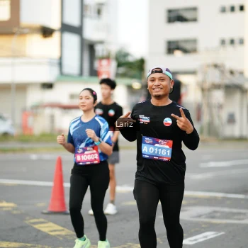 Runner Photo 3677379