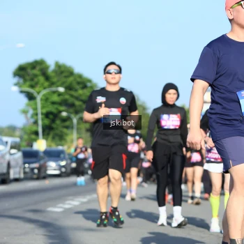 Runner Photo 3677444