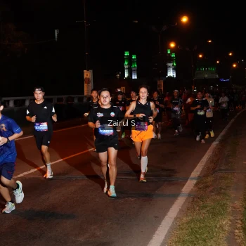 Runner Photo 3677473